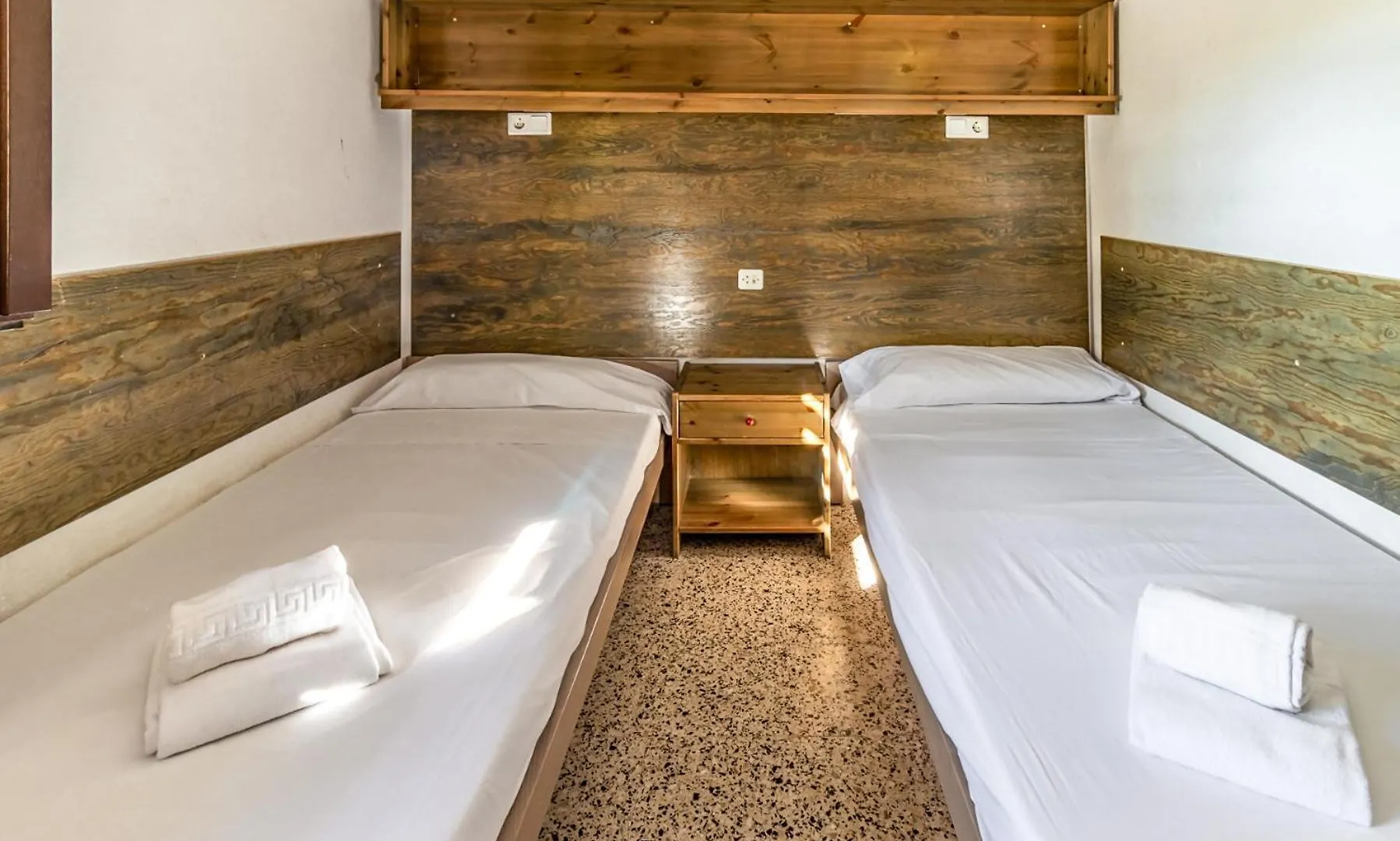 Grifeu 08 - Apartamento Con Terraza Exterior Girona 0*,  Spanien