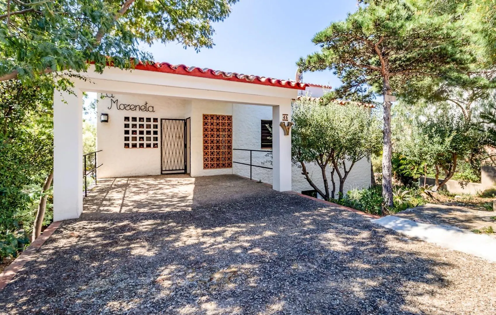 Grifeu 08 - Apartamento Con Terraza Exterior Girona